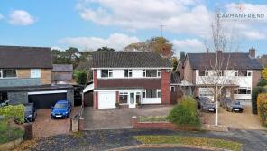 18, Manor Park, Barrow, Chester CH3 7LH