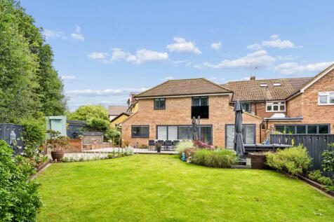Pond Lane, Chalfont St Peter, Gerrards Cross, SL9