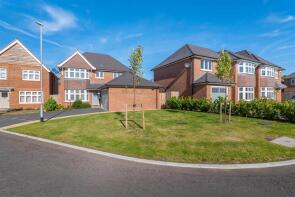 12, Honeysuckle Close, Leyland PR25 1EG