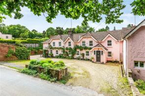 Sun Cottage, Tilford Road, Churt, Farnham GU10 2LH
