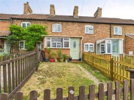 2, Prestwick Terrace, A38 Crossover Prestwick Terrace, Whitminster GL2 7PA