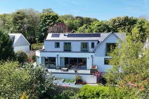 Jalna, Rosehill, Falmouth TR11 5LZ