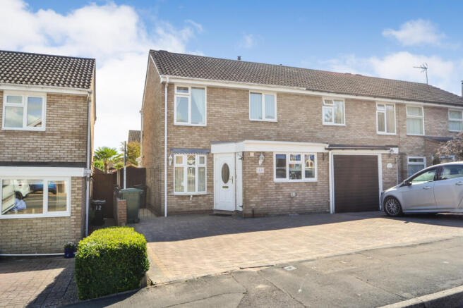 3 Bed end Terrace