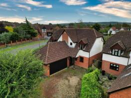 5, Lightfoot Court, Walton Park, Milton Keynes MK7 7HZ