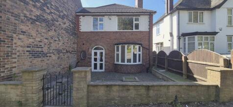 Etruria Road, Basford, Stoke-on-Trent, ST4 6HL