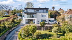 58, Yealm Road, Plymouth PL8 1BQ