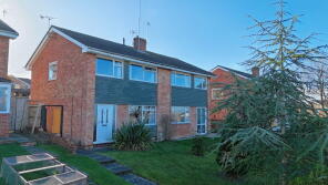 50, Goldcrest Road, Bristol BS37 6XG