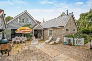 King Thorn, Smiths End Lane, Royston SG8 8LL