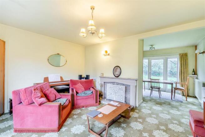 8677946-interior03.jpg