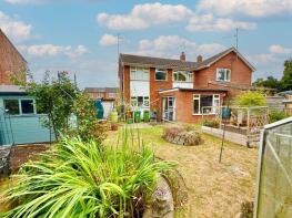 2, Swan Close, Aylesbury HP22 4LF