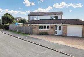 42, Fox Road, High Wycombe HP15 6SE
