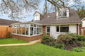 1, Meesons Close, Faversham ME13 0AW