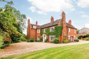 Perry House, Perry Lane, Torton, Kidderminster DY10 4HY