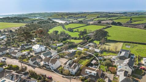24 Churchtown Road, Gerrans, Portscatho, Truro, Cornwall, TR2