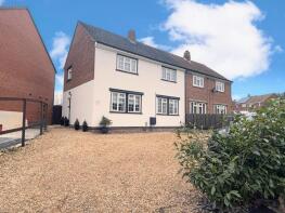 17, Main Road, Northampton NN7 2AB