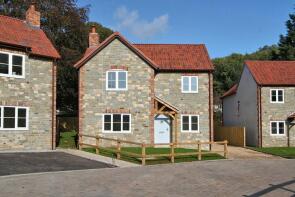 4, Hardwicke Close, Tytherington GL12 8FE