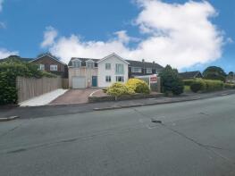 12, Crestwood Park, Stafford ST19 9JD
