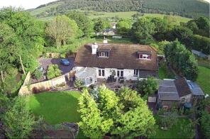 The Dell, Berwyn Street, Llidiart Y Parc, Corwen LL21 9EL