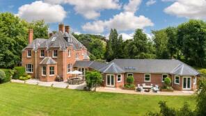 Manor Grove, Manor Lane, Bury St. Edmunds IP29 5PY