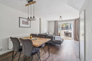 55, Clarkfield, Rickmansworth WD3 8FL