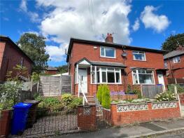 10, Beechwood Avenue, Stalybridge SK15 3BX
