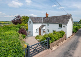 Lingen Cottage, B4233 The White Swan To Trothy Bridge, Abergavenny NP7 8SF