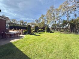 58, Sunny Bank, Ryhill, Wakefield WF4 2AF