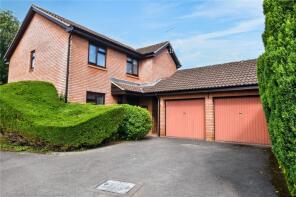 19, Kingsway, Taunton TA1 3YD