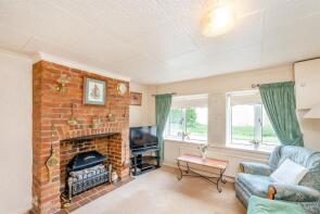 13, Main Street, Braceborough PE9 4NT