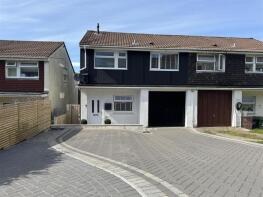 111, Beverston Way, Plymouth PL6 7EF