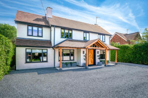 West View, Drayton Road, Bluntington, Kidderminster DY10 4QL