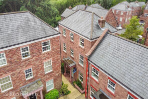 12, Woodland View, Hyde SK14 2JB