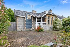 West Lodge, Evesham Road, Pershore WR10 3JR