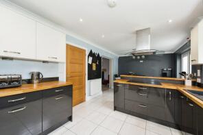 23, Otters Holt, Penrith CA10 1SG