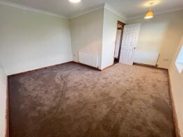 39, Heol Waunyclun, Trimsaran, Kidwelly SA17 4BL