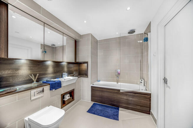 Michael Charles  Flat 88  9 Queensland Road-3
