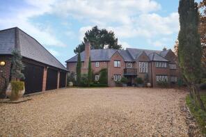 1, Matchams Close, Ringwood BH24 2BZ