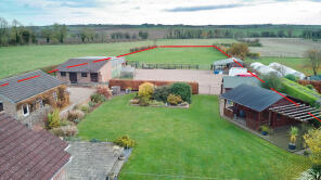 Lindisfarne, Louth Road, Horncastle LN9 5PS