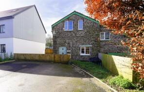 Yew Tree Cottage, Road Opposite Cherhill To The Bell Inn, Bideford EX39 5PL