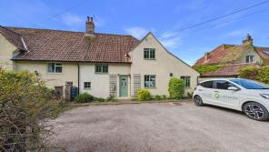 5, Beacon Hill View, Corton Denham Road, Corton Denham, Sherborne DT9 4LS