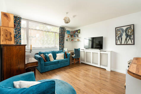 Dylways, London