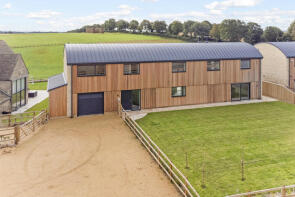 Saturday's Barn, Hullasey Grove Lane, Tarlton GL7 6QN