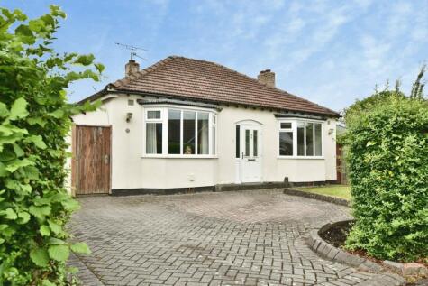 Marland Avenue, Cheadle Hulme, Cheshire, SK8