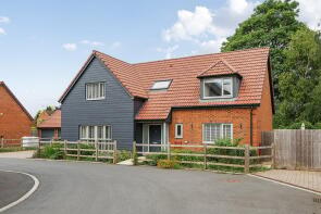 4, Parklands Orchard, Gloucester GL2 7PE