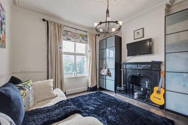 Sitting/Dining Room