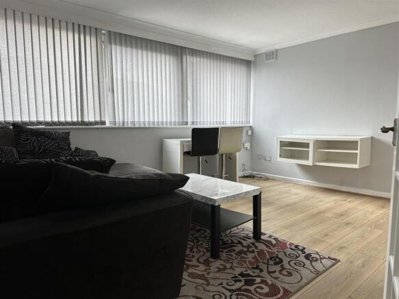 Lounge Dining Room