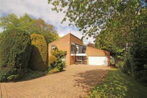 2, Cedar Hythe, Northampton NN6 8BG