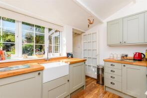 15 Fulbeck, The Street, Plaxtol, Sevenoaks TN15 0QQ