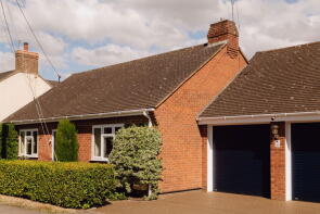 15 Kingswood, Belle Vue, Aylesbury HP17 8PJ