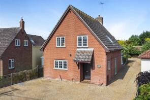Que Sera, Orvis Lane, Colchester CO7 6TT